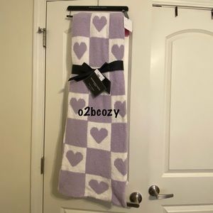 Lilac and White Heart Cozy Throw